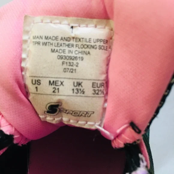 Sketchers. Sport lights. Girls sneakers. Size 1 ( little girl) - Picture 6 of 6